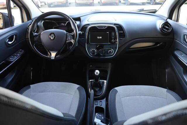 Renault CAPTUR 0.9 TCe Dynamique CAMERA NAVI 17"LMV DAB DUO-TONE CRUISE PDC CLIMA NAP