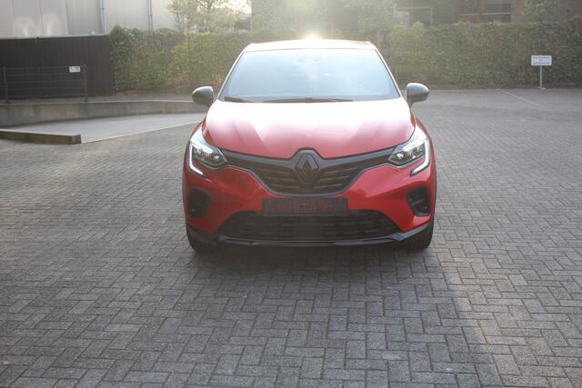 Renault CAPTUR 1.6 E-Tech Hybrid 145 Rive Gauche Navi-Camera-Trekhaak 9800 KM !!