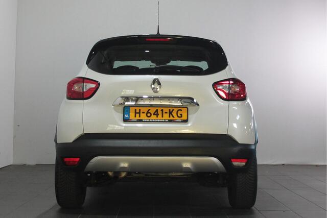 Renault CAPTUR 1.2 TCe Xmod - Automaat - Camera / Bluetooth / Stoelverw.