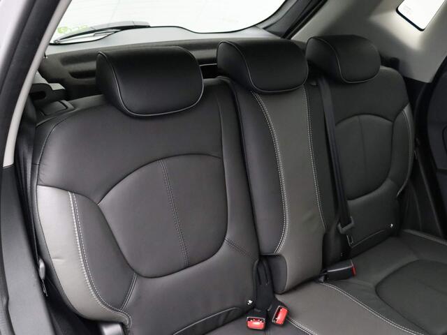 Renault CAPTUR TCe 90pk Xmod | Trekhaak | Achteruitrijcamera | Stoelverwarming | Dealer onderhouden