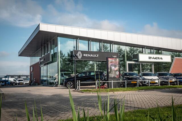 Renault CAPTUR 1.2 TCe Dynamique | Verwacht! | Trekhaak! | Automaat | Climate Control | Cruise Control | Velgen Lichtmetaal |