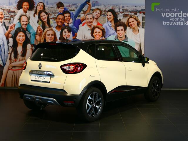Renault CAPTUR 0.9 TCe Intens *Panoramadak & Trekhaak!* - Camera, parkeerassistent, dodehoek