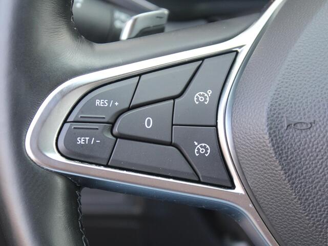 Renault CAPTUR 1.3 TCe 140 Intens AUTOMAAT / Navigatie + Apple Carplay/Android Auto / Climate Control / Achteruitrijcamera / Stoel- & Stuurverwarming / Verwarmde Voorruit /