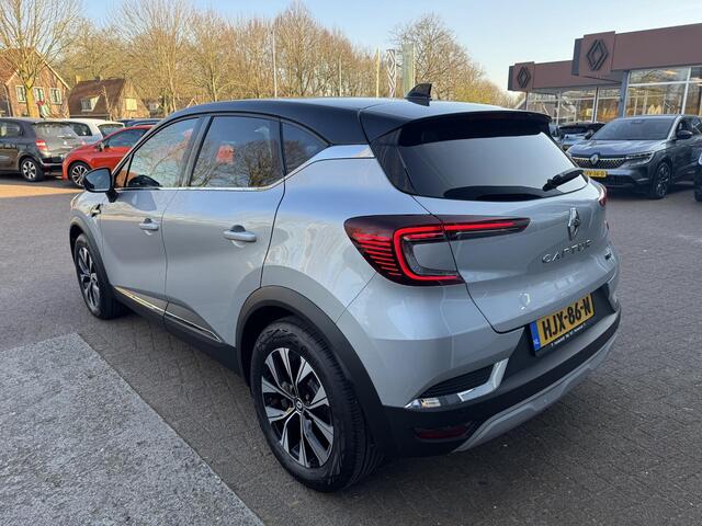 Renault CAPTUR 1.6 E-Tech full hybrid 145 Techno 7.989km!!