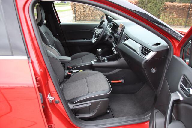 Renault CAPTUR 1.3 TCe 140pk Intens Groot Navi-Carplay-Camera, NL auto, Full LED