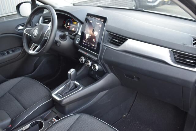 Renault CAPTUR 1.6 E-Tech Plug-in Hybrid 160 Intens Camera, Keyless, DAB