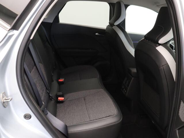 Renault CAPTUR 1.6 E-Tech full hybrid 145 techno | Adaptive Cruise | Dode Hoek Detectie | Stuurwiel verwarming | Groot scherm | Achteruitrijcamera |