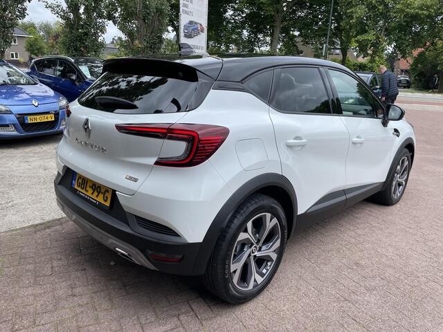 Renault CAPTUR 1.3 Mild Hybrid 160 R.S. Line+Panodak!!