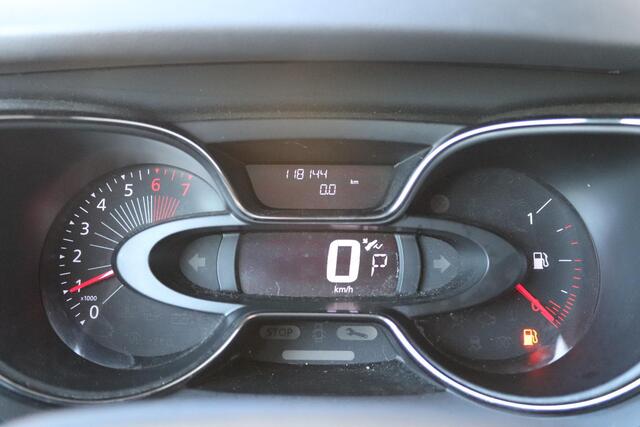 Renault CAPTUR 1.2 TCe 120 EDC Automaat Xmod | Stoelverwarming | Trekhaak | Achteruitrijcamera |