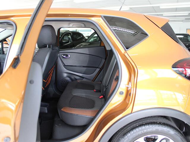 Renault CAPTUR TCe 120 EDC Intens NL AUTO | DEALER ONDERHOUDEN | NETTE AUTO |