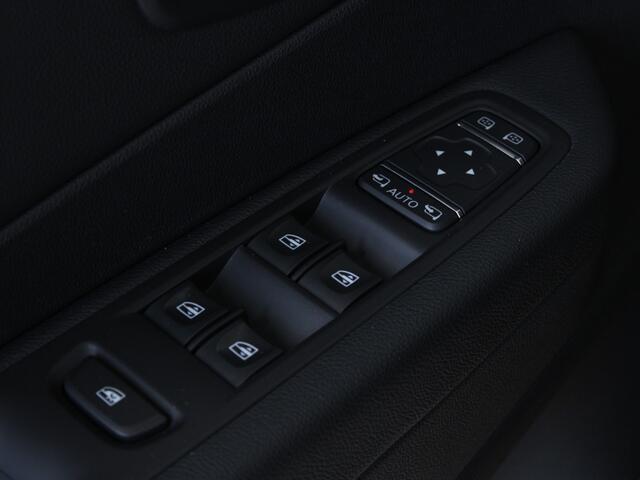 Renault CAPTUR TCe 120 EDC Intens NL AUTO | DEALER ONDERHOUDEN | NETTE AUTO |