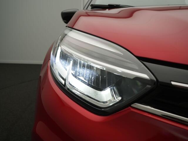 Renault CAPTUR TCe 120 EDC Intens - Automaat - All seasonbanden - Trekhaak