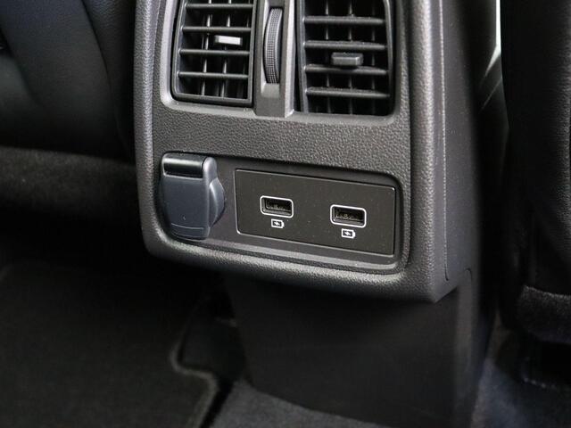 Renault CAPTUR 1.6 E-Tech full hybrid 145 techno | Stuurverwarming | Cruise Control Adaptief | Groot Scherm | Climate Control |