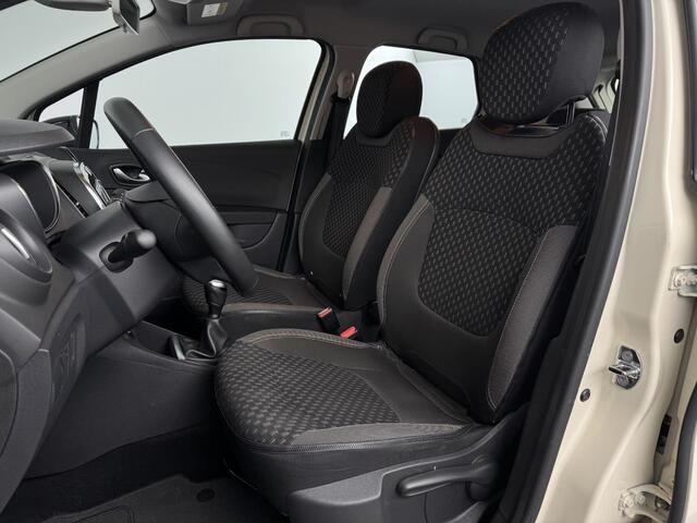 Renault CAPTUR 0.9 TCe 90 Intens | Trekhaak | Navigatie | Parkeersensoren |