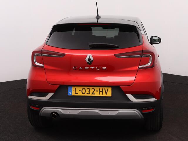 Renault CAPTUR 1.0 TCe 90Pk Intens | Navigatie | Apple & Android Carplay | Parkeersensoren Voor & Achter incl. Camera | Climate Control | Cruise Control | Licht- & Regensensor | Keyless Entry | Lichtmetalen Velgen