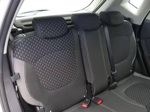 Renault CAPTUR TCe 90pk Intens | Climate control | Navigatie | Cruise Control | Parkeersensoren |