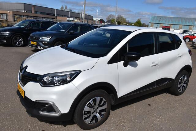 Renault CAPTUR 1.5 dCi Zen , TREKHAAK , AIRCO , NAVI , CR CONTR , PDC V+A ,