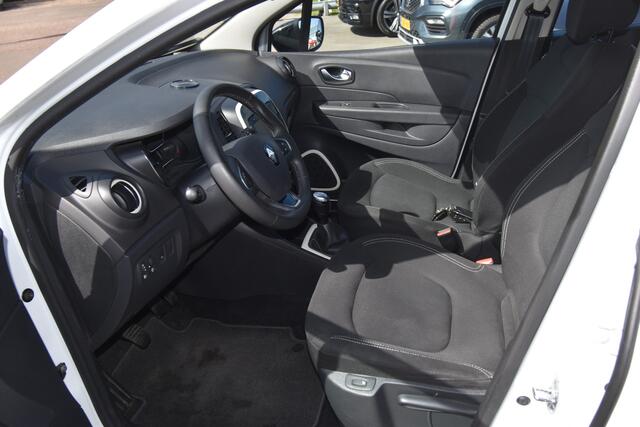 Renault CAPTUR 1.5 dCi Zen , TREKHAAK , AIRCO , NAVI , CR CONTR , PDC V+A ,