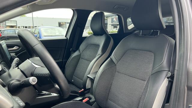 Renault CAPTUR 145 Intens