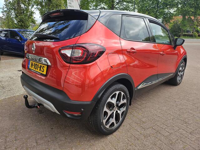 Renault CAPTUR 1.3 TCe Intens Panorama dak en afneembare trekhaak