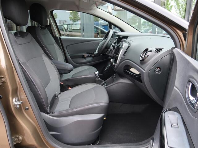 Renault CAPTUR 1.2 TCe Dynamique | trekhaak | camera | park-sensoren |