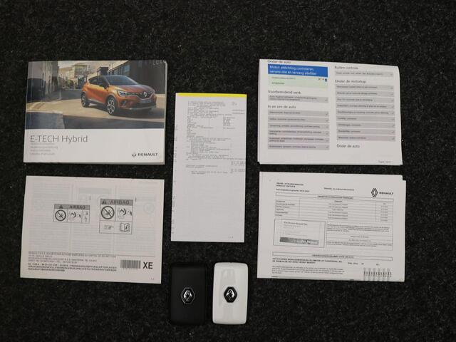 Renault CAPTUR 1.6 E-Tech Hybrid 145 Rive Gauche / Automaat / Navigatie / Cruise Control / Achteruitrijcamera / LMV / Keyless Entry / Two-Tone lak dak combinatie / NL auto / 1ste Eigenaar /