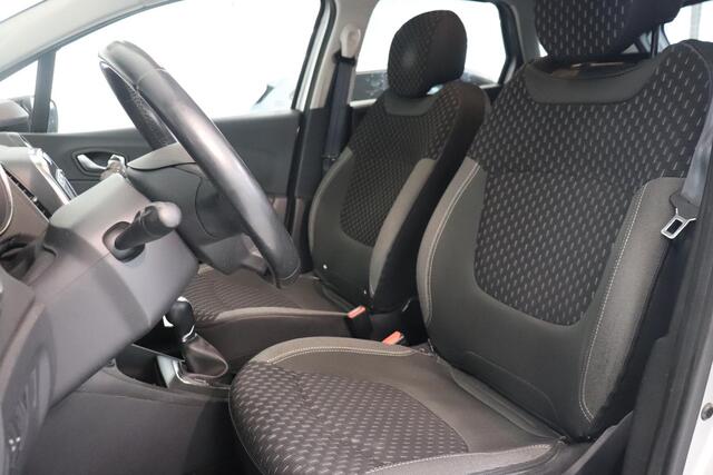 Renault CAPTUR 1.2 TCe Intens | Automaat | Parkeersensor | Climatronic | Navigatie | Trekhaak |