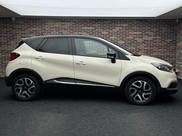 Renault CAPTUR 0.9 TCe Xmod Stoelverwarming Camera Carbon Trekhaak