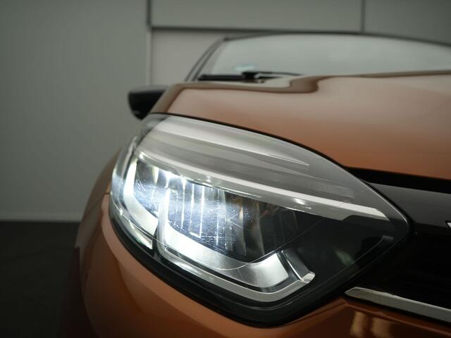 Renault CAPTUR TCe 90 Intens - RIJKLAARPRIJS - Achteruitrijcamera - Navigatie