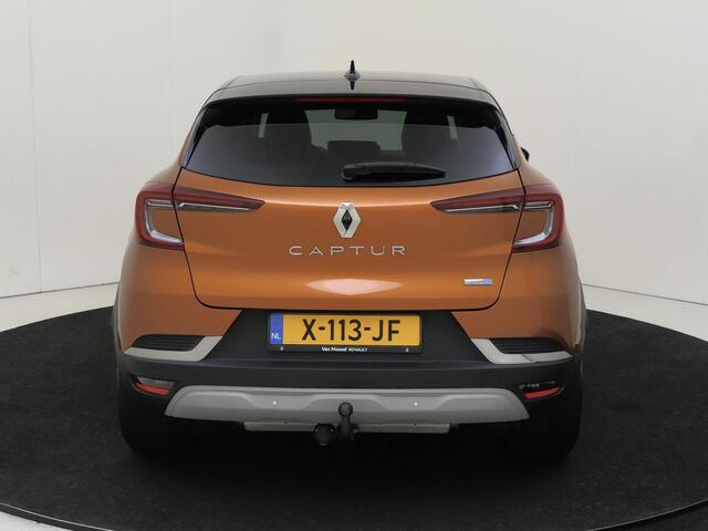 Renault CAPTUR 1.6 E-Tech Plug-in Hybrid 160 PK Intens Navigatie | Climate Control | Cruise Control | Parkeersensoren Voor en Achter | Camera Achter | Apple Carplay & Android Auto