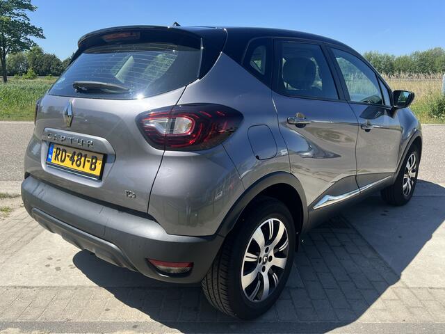 Renault CAPTUR 0.9 TCe / Keyless / Airco / Cruise / Armsteun / DAB /