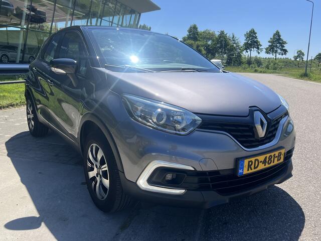 Renault CAPTUR 0.9 TCe / Keyless / Airco / Cruise / Armsteun / DAB /