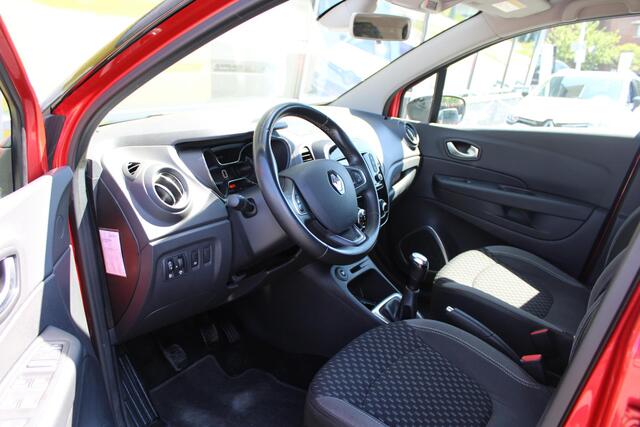 Renault CAPTUR 0.9 TCe Intens | CAMERA | PARKEERSENSOREN V+A | CLIMATE CONTROL | CRUISE CONTROL | APPLE CARPLAY