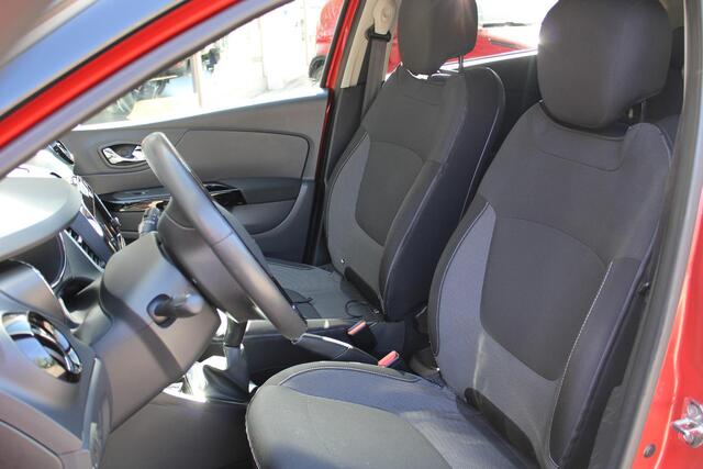 Renault CAPTUR 0.9 TCe Dynamique Trekhaak | Navigatiesysteem | Cruise Contol | Climate Control | Parkeersensoren