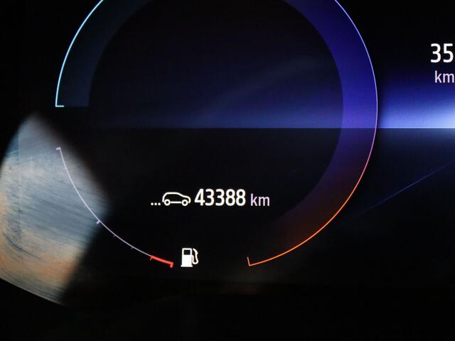 Renault CAPTUR 1.6 E-Tech Hybrid 145 Intens 360° Camera | Cruise | Navi | Parkeersens. v+a | Stoelverw.