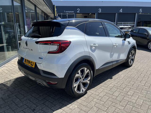 Renault CAPTUR 1.6 E-Tech Hybrid 145 R.S. Line / AUTOMAAT / FULL HYBRID / STUUR EN STOELVERWARMING / ALL SEASON BANDEN / CLIMATE CONTROL / PARKEERSENSOREN INCL. CAMERA