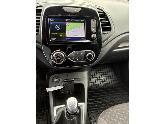 Renault CAPTUR 0.9 TCe Intens | Climate control | Elektrisch Pakket | Camera | Parkpilot | Cruise control | 17"LM-Velgen | Trekhaak