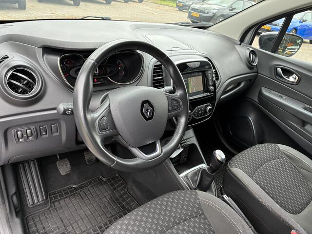 Renault CAPTUR 0.9 TCe Intens | Climate control | Elektrisch Pakket | Camera | Parkpilot | Cruise control | 17"LM-Velgen | Trekhaak