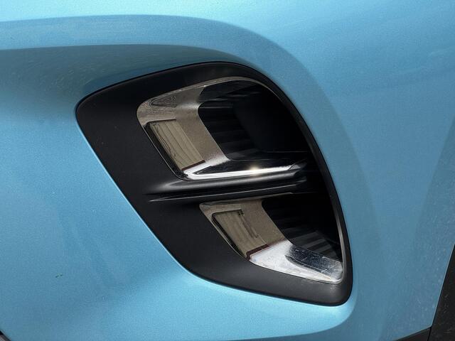 Renault CAPTUR 1.6 E-Tech Plug-in Hybrid 160 Intens / Trekhaak / Climate control / Cruise control / Keyless entry / Keyless start / Parkeersensoren achter / LED verlichting / Multifunctioneel stuurwiel / Navigatiesysteem full map / Volledig digitaal instrumenten