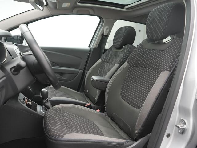Renault CAPTUR TCe 150 EDC Intens - RIJKLAARPRIJS - Automaat - Achteruitrijcamera - 150 pk!