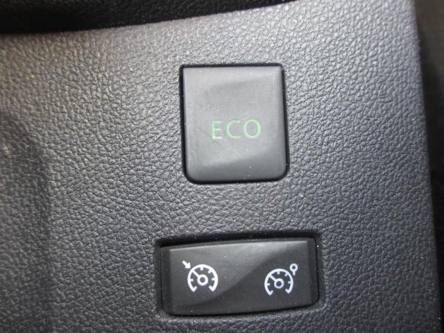 Renault CAPTUR TCe 150PK Intens / Navi / Camera
