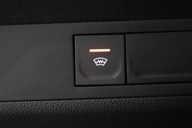 Renault CAPTUR 1.3 160 Pk techno Automaat | Camera | Adaptieve Cruisecontrole | Navigatie | Stuur en stoel verwarming | LED |