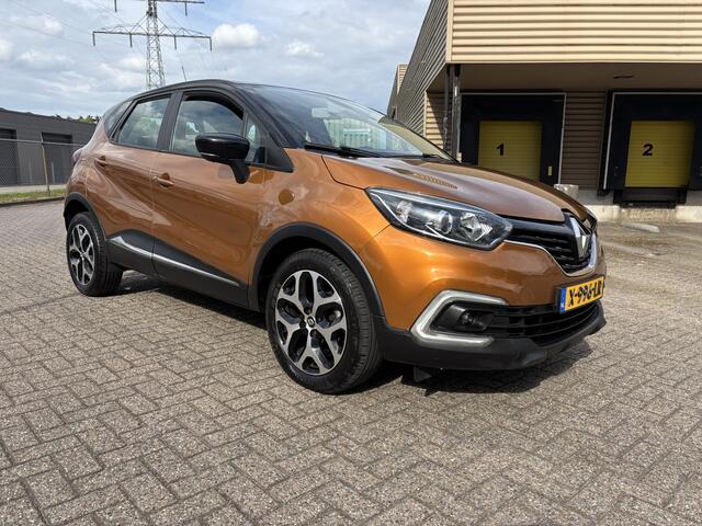 Renault CAPTUR 1.3 TCe Intens [ fm navi,camera,ecc,17``lmv,pdc ]