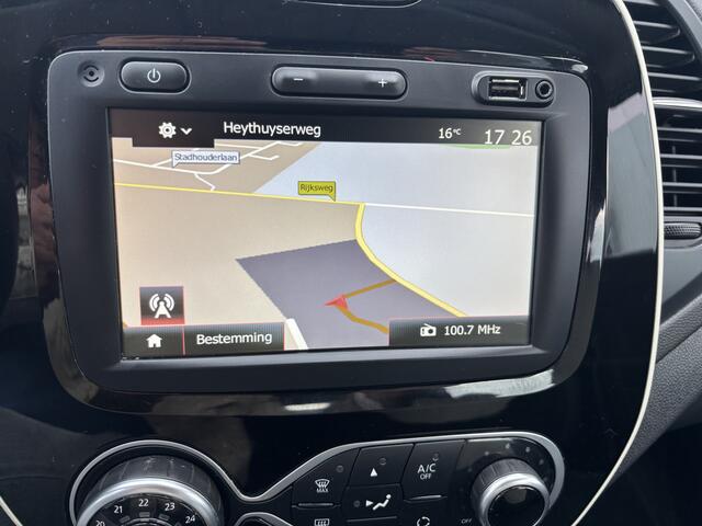 Renault CAPTUR 1.3 TCe Intens [ fm navi,camera,ecc,17``lmv,pdc ]