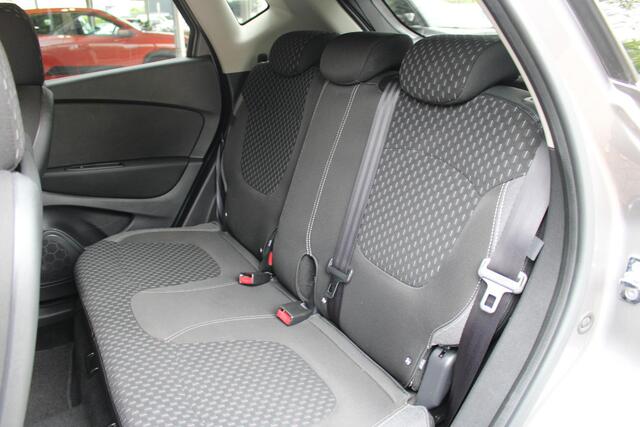 Renault CAPTUR 1.3 TCe Intens All Season banden | Achterruitrij Camera | Dodehoek detectie