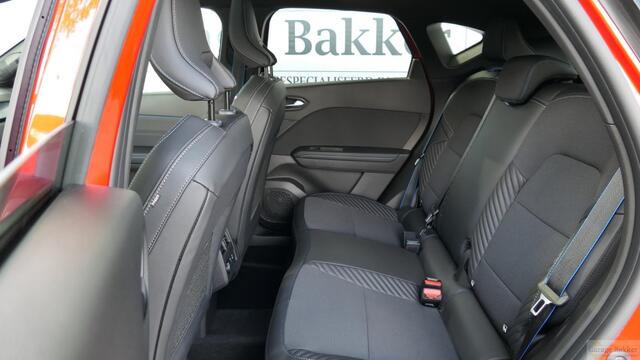 Renault CAPTUR 1.6 145 HEV esprit Alpine