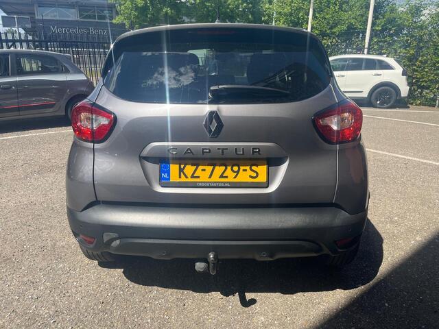 Renault CAPTUR 0.9 TCe Limited // NAVI // PDC // CRUISE // TREKHAAK!!