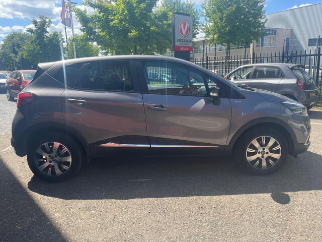 Renault CAPTUR 0.9 TCe Limited // NAVI // PDC // CRUISE // TREKHAAK!!