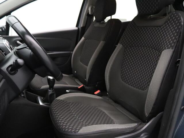 Renault CAPTUR 90pk TCe Intens Cruise | Climate | Navi | Parkeersens. achter