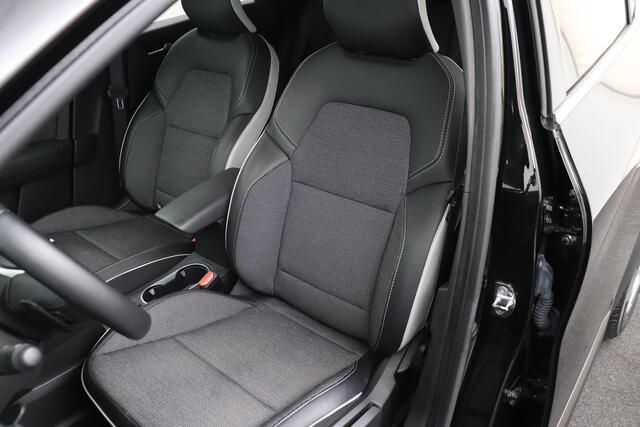 Renault CAPTUR 1.3 141 PK TCe Aut. 140 Intens Carplay Cruise Park. Sens